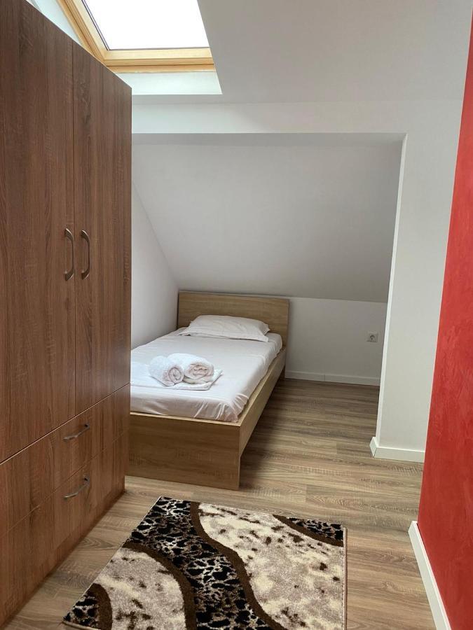 Pristina Select Apartments エクステリア 写真