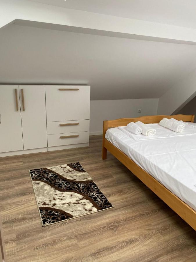Pristina Select Apartments エクステリア 写真