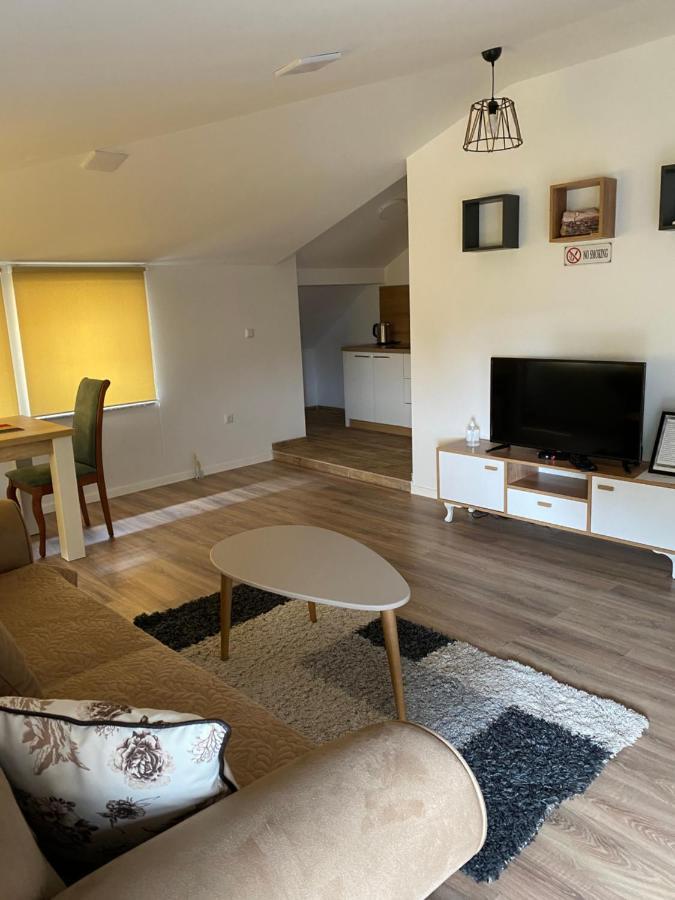 Pristina Select Apartments エクステリア 写真