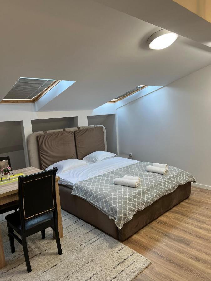 Pristina Select Apartments エクステリア 写真