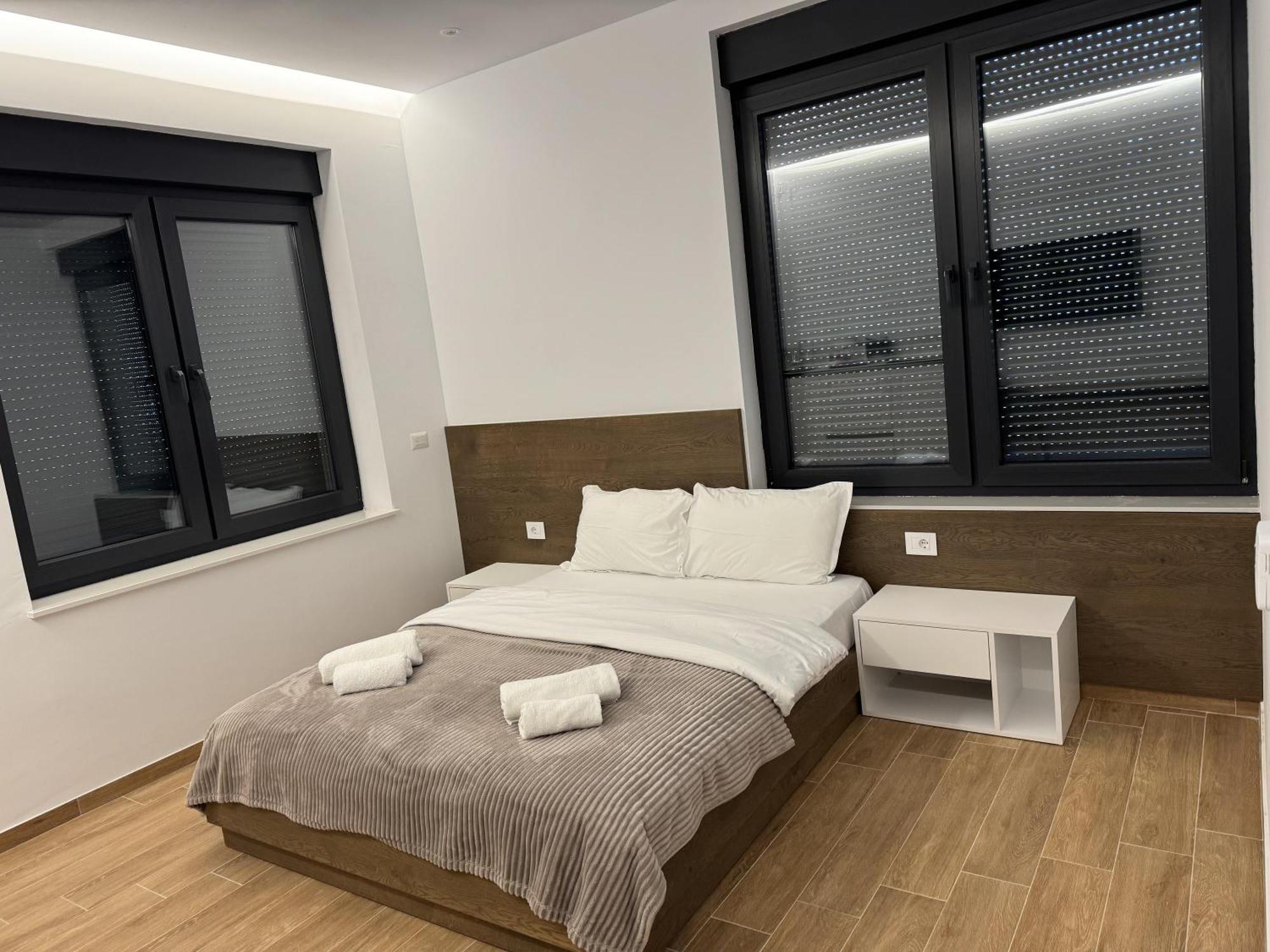 Pristina Select Apartments エクステリア 写真